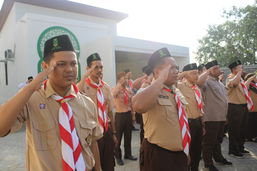upacara peringatan Hari Pramuka ke-62 Tahun di MTs Yusuf Annur