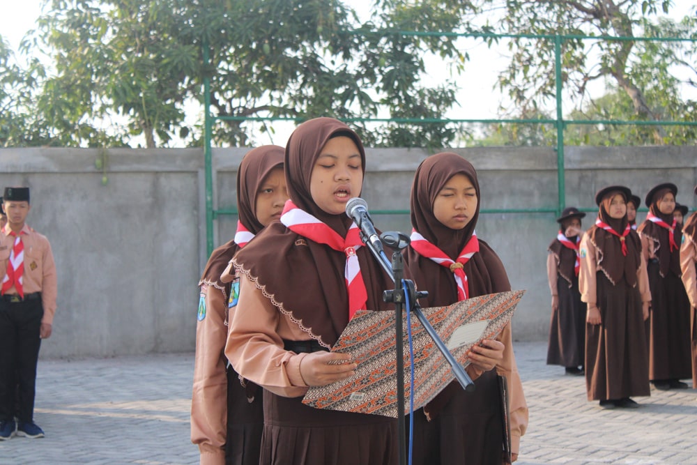 upacara peringatan Hari Pramuka ke-62 Tahun di MTs Yusuf Annur