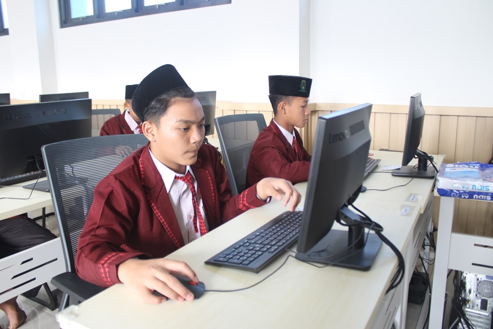 MTs Yusuf Annur Lamongan