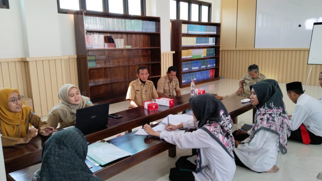 Kunjungan Dinas Kearsipan dan Perpustakaan Daerah Kab. Lamongan Ke Perpustakaan Nurul Ilmi Annur
