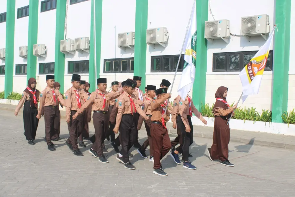 Pelantikan Organtri Ponpes Annuur dan Osis MTs Yusuf Annur Lamongan